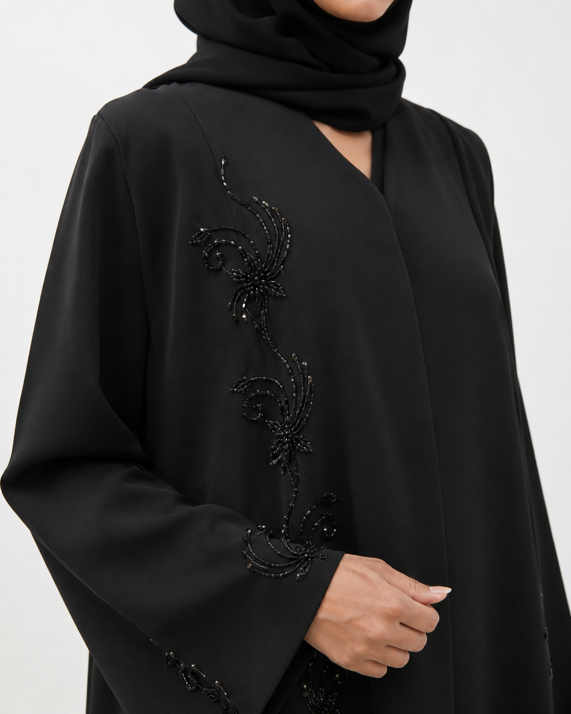Noir Vine Embellished Abaya 10072