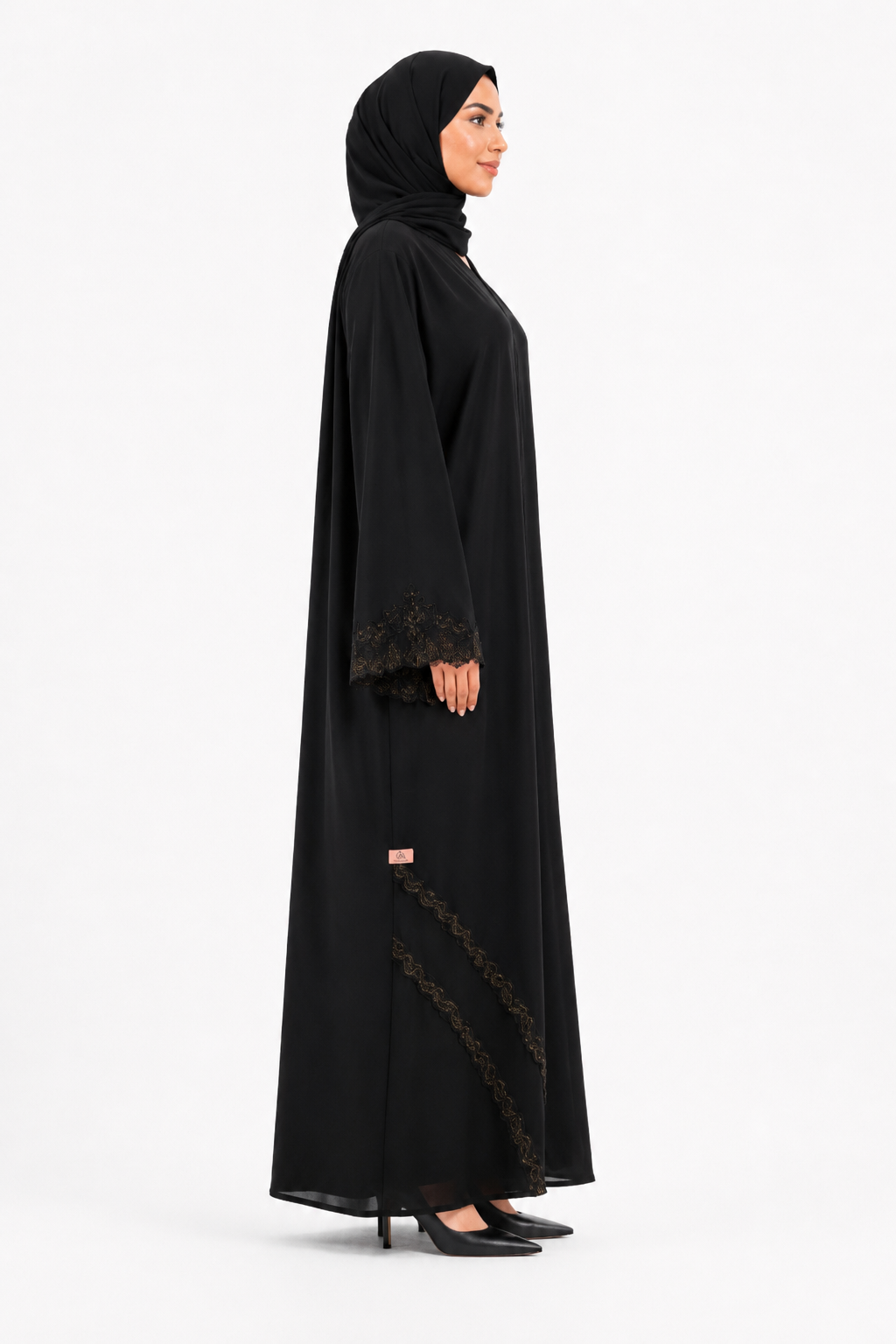 Noir Dentelle Cascade Abaya 10032